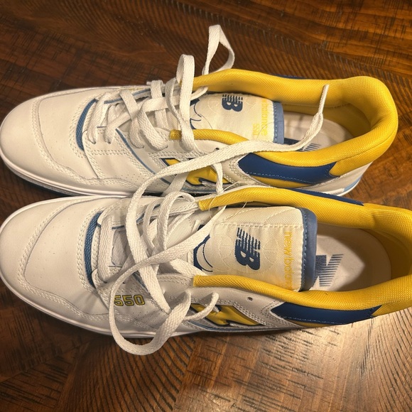 BRAND NEW Deadstock Men’s New Balance 550 sz11 - Picture 2 of 3